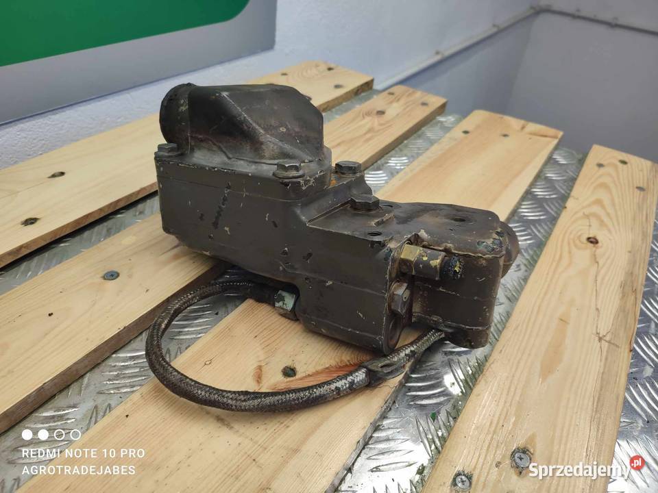 Obudowa termostatu John Deere Claas Axion 810 wielkopolskie Wilkowo