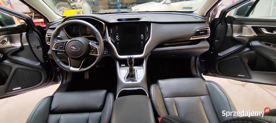 Subaru Outback PełnySeriws NiskiPrzebieg czytaj automatyczna Lublin