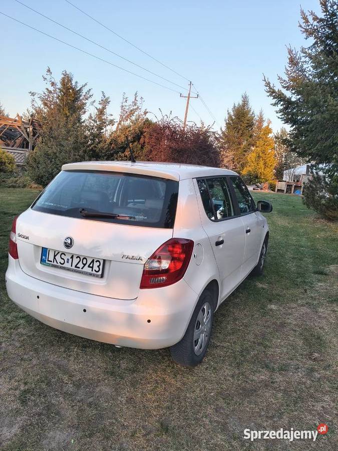 Skoda Fabia II 2014 12 bezyna Świdnik