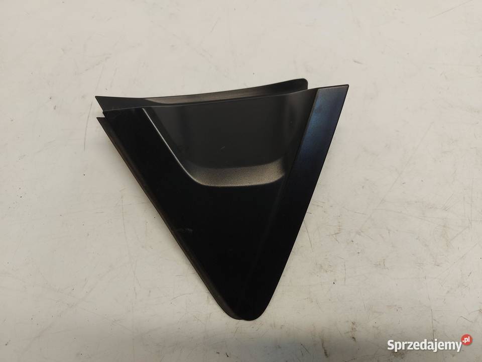 Honda HRV III eHEV 2022r TRÓJKĄT BŁOTNIKA PRAWY osobowe