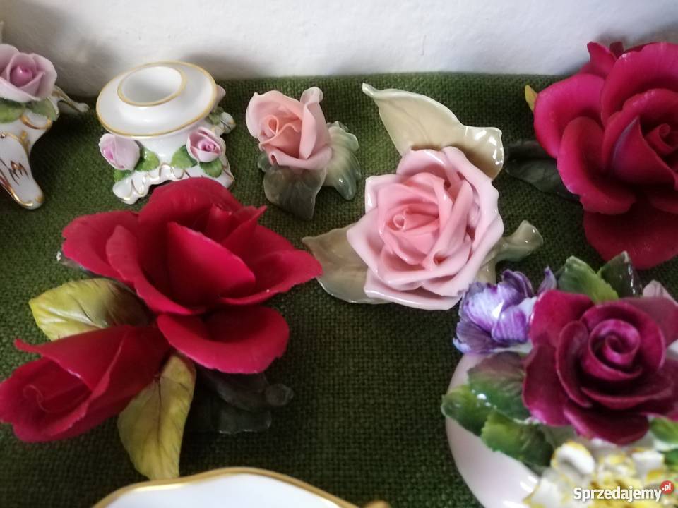 Dwie czerwone róże porcelana Capodimonte sprzedam