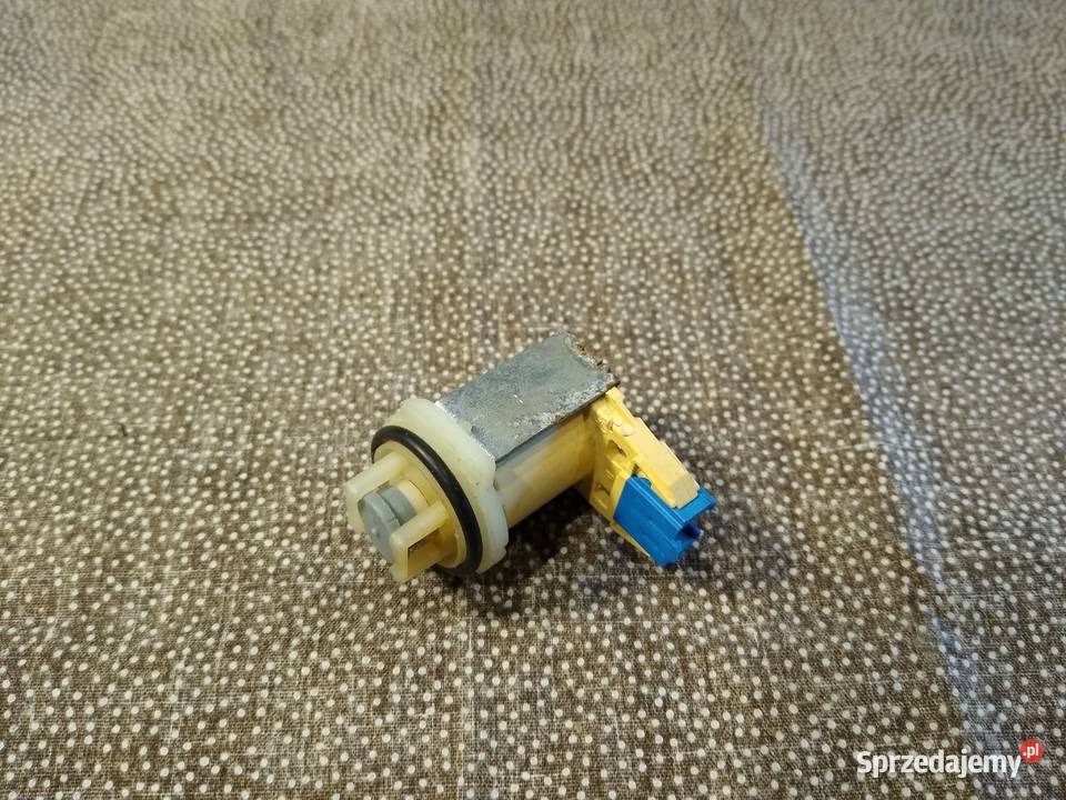 Elektrozawór zmywarka Whirlpool Bauknecht IKEA