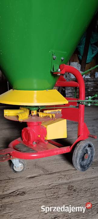 Rozsiewacz nawozu lejek Agromasz lubelskie Kraśnik