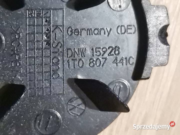 VW TOURAN LIFT 1015 ZAŚLEPKA HAKA TYŁ 1T0807441C sprzedam