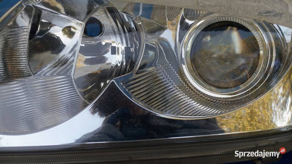 LAMPA REFLEKTOR LEWY PRZÓD EU TOYOTA AVENSIS T25 osobowe