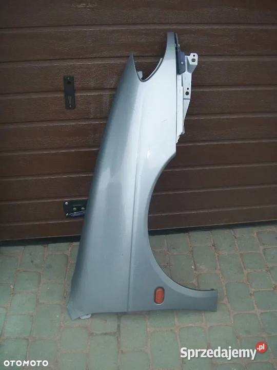 Błotnik prawy Megan Megane I BEZ RDZY osobowe Radom