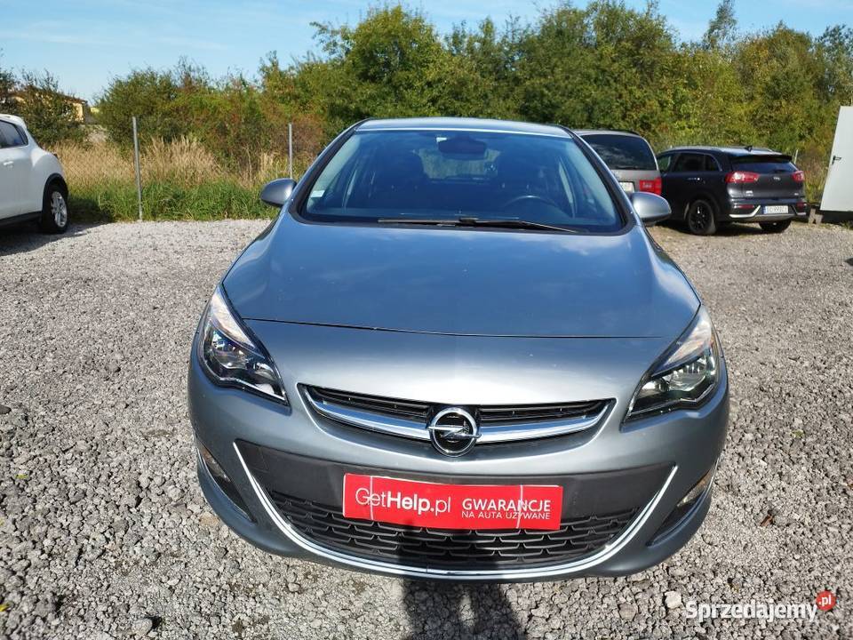 Opel Astra j 14 16v klima pdc kamera navi stan benzyna Częstochowa