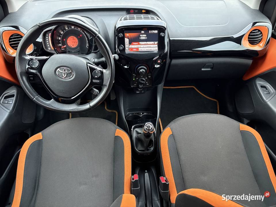 Salon BezwypKlima kamera cofaniaI właścicel Ledy przyciemniane szyby Libiąż