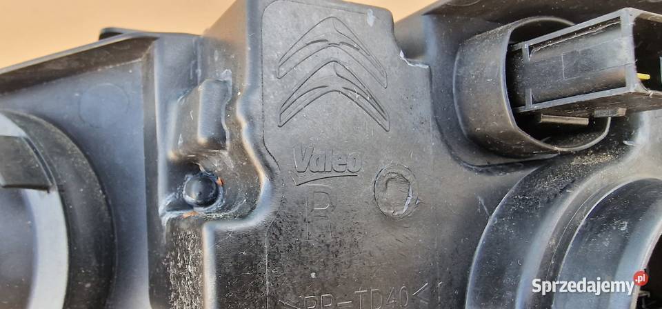 CITROEN BERLINGO IV 4 MULTISPACE III LAMPA Bieleń