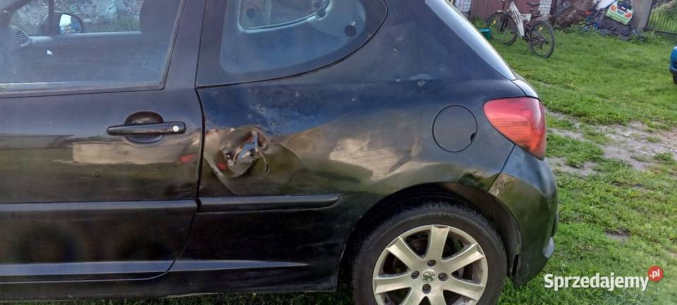 Peugeot 207 do poprawek niski przebieg Wszeliwy sprzedam