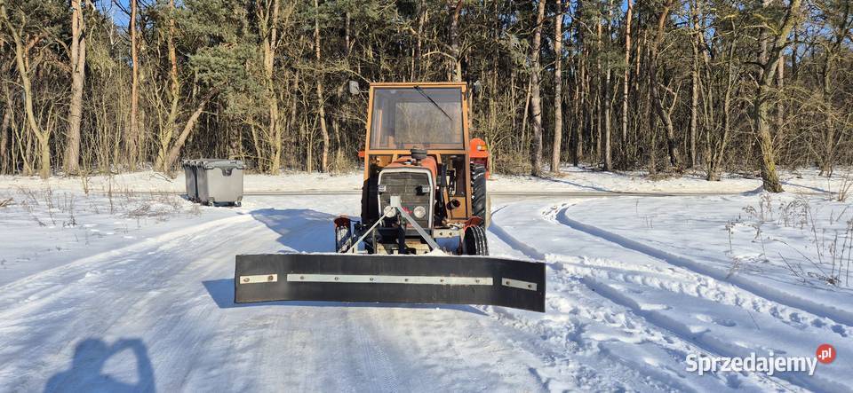 Massey Ferguson 255TUZpług do śniegu Stefanów Suserski sprzedam