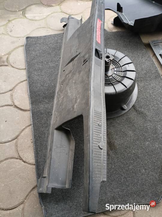 Mercedes 190 wyposażenie bagażnika pokrywa miska