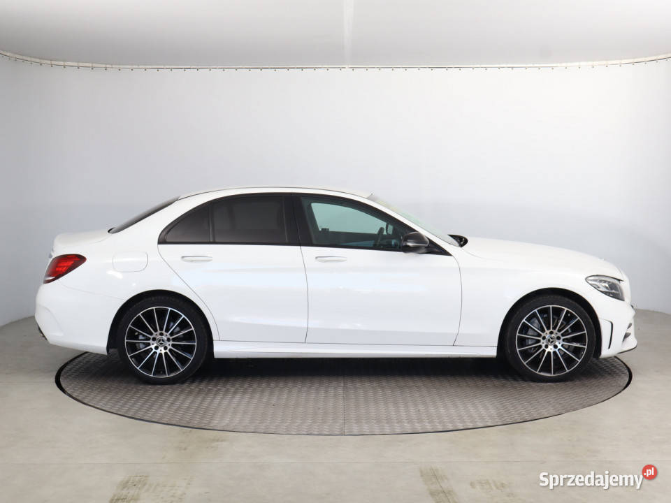 Mercedes C C 200 4MATIC wielofunkcyjna kierownica