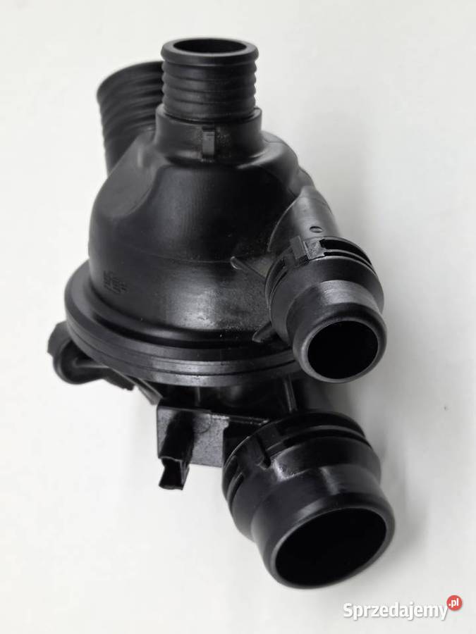 BMW E60 E87 E90 E92 E93 TERMOSTAT OBUDOWA osobowe Termostaty łódzkie Janowice