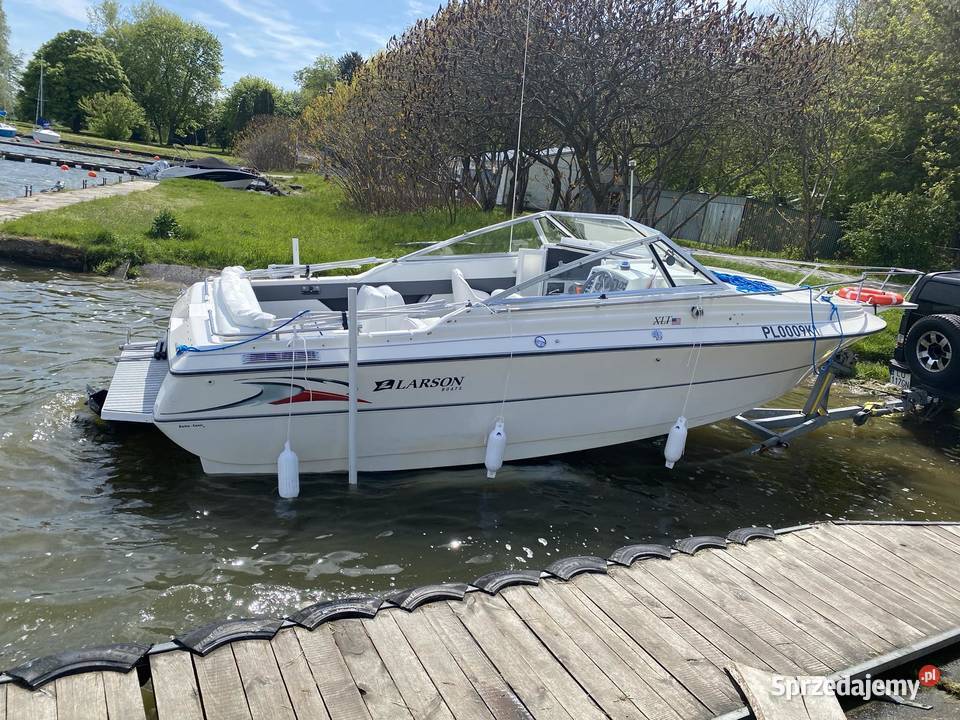 LARSON JACHT MOTOROWY Żeglarstwo Lublin