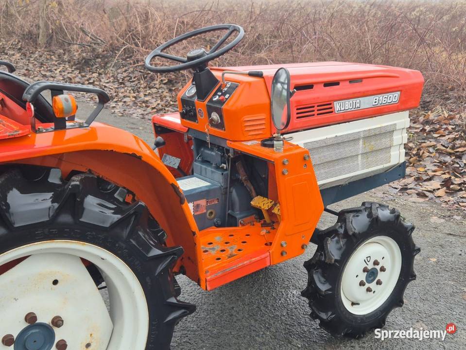 Traktorek traktorek KUBOTA B1600D 16 44 Skrzynia biegów Manualna Małuszyn