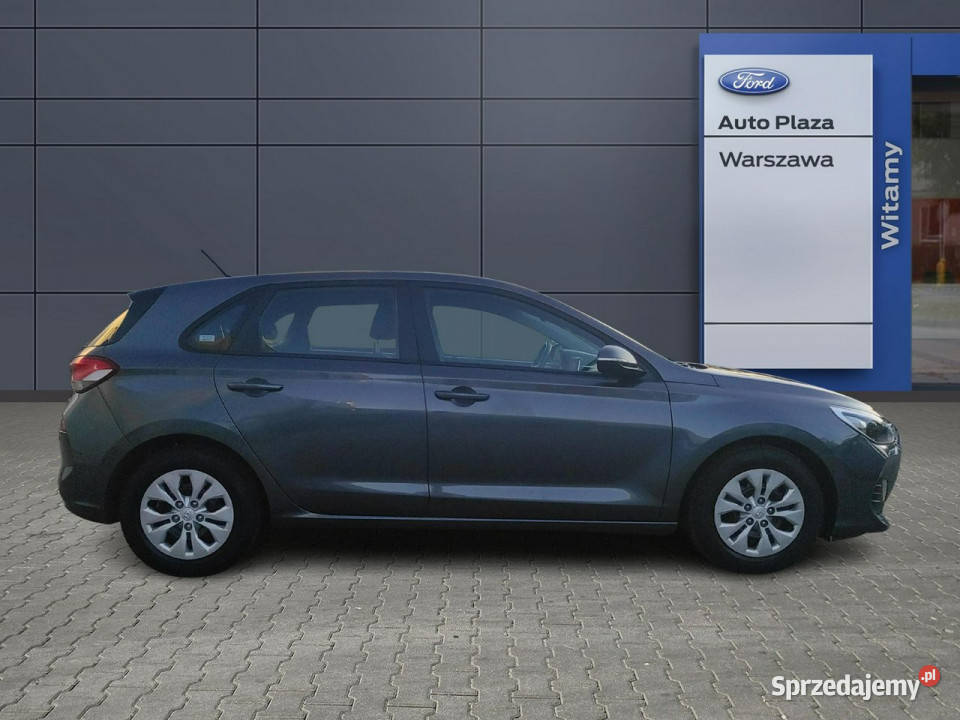 Hyundai i30 14 MPI 100 MT6 Classic J085205 III ESP Warszawa