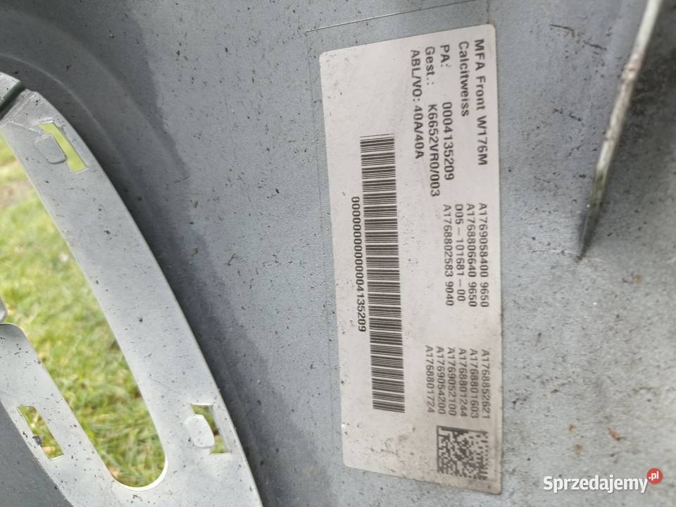 Mercedes 176 M zderzak przedni zderzaki