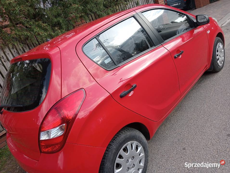 hyundai i 20 gaz manualna Dzigorzew sprzedam