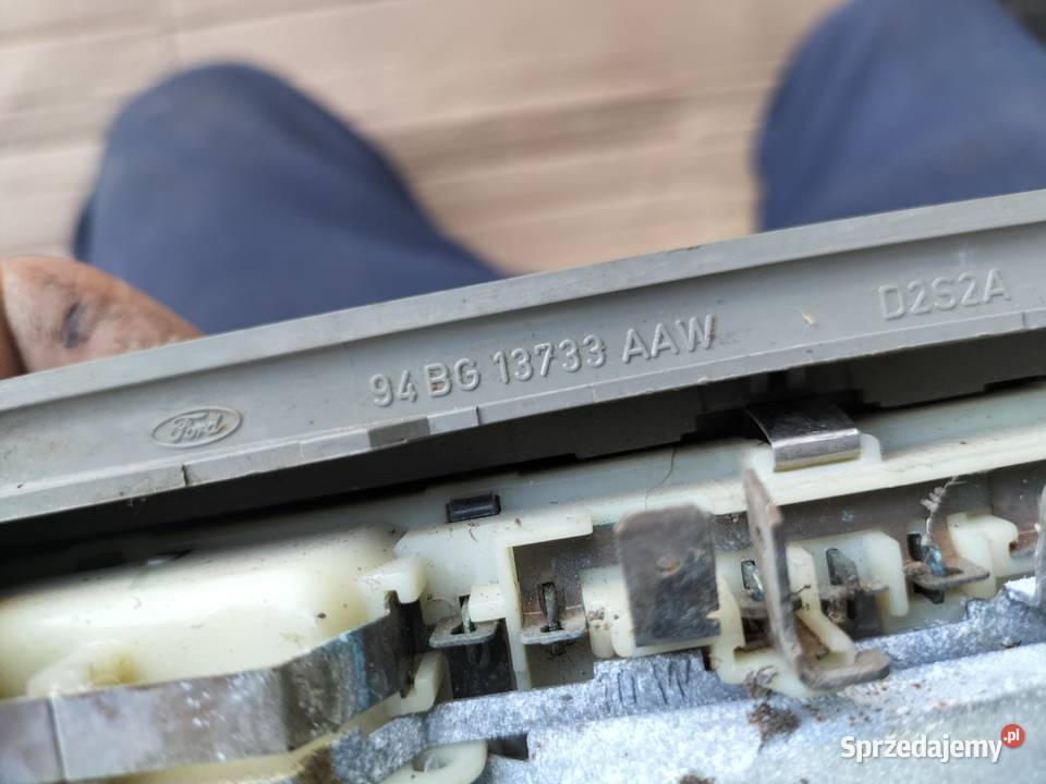 MONDEO MK1 MK2 LAMPKA WNĘTRZA OŚWIETLENIE KABINY lubelskie