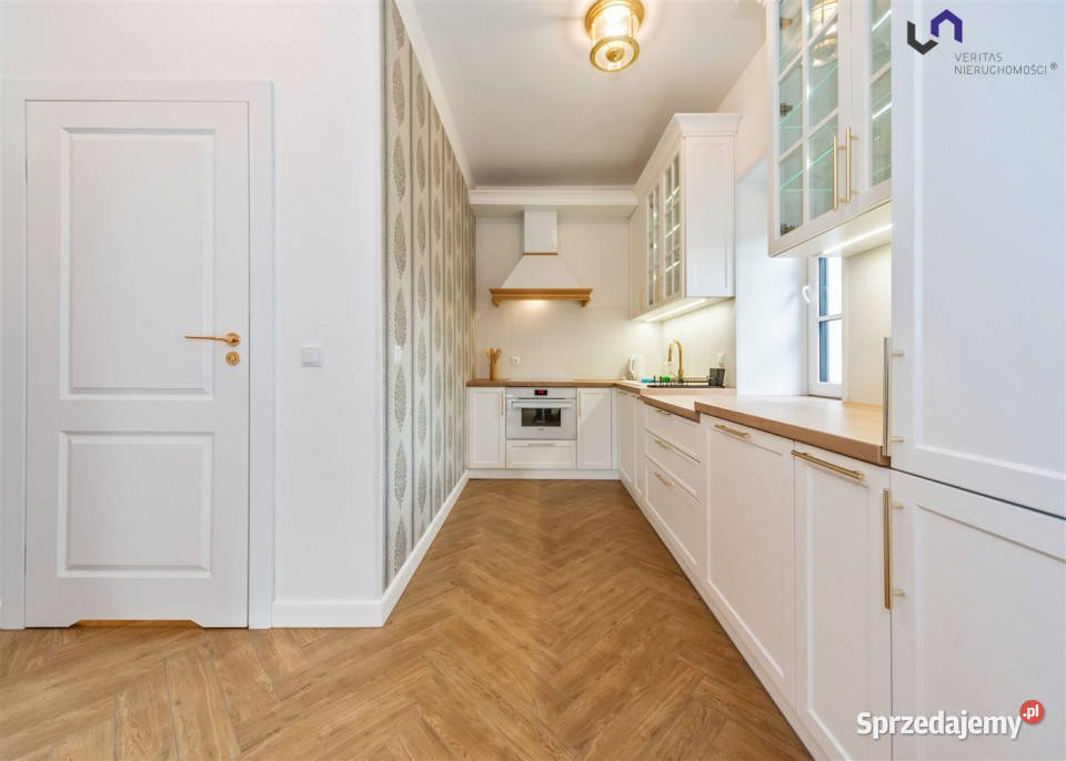 Dom wolnostojący BielskoBiała 276m2 Bielsko-Biała