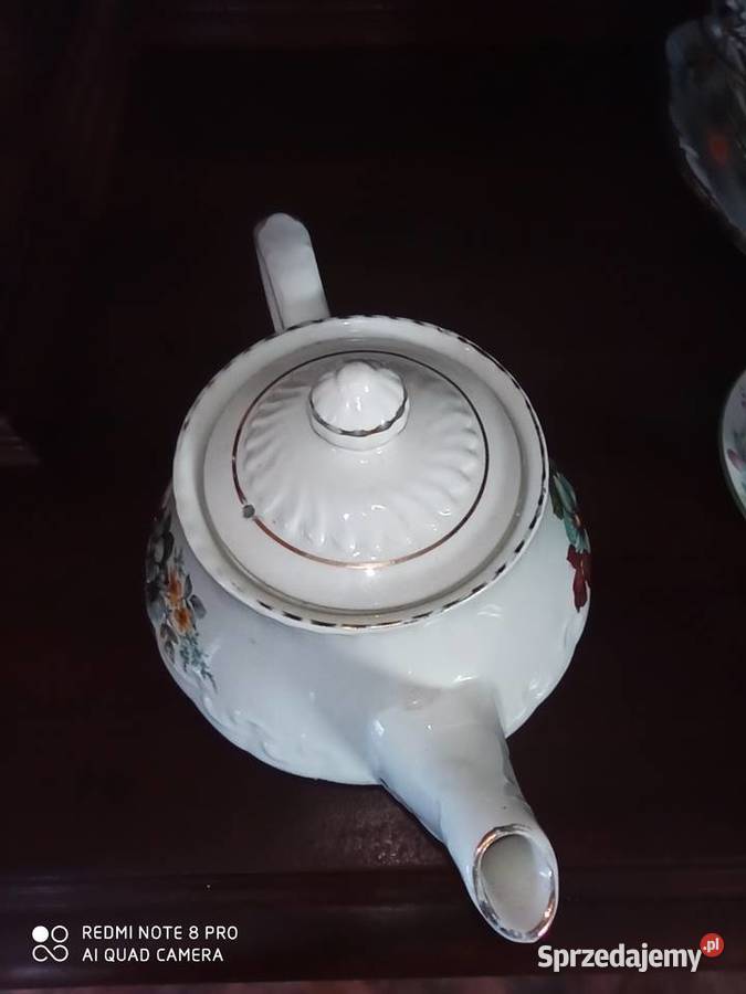 Dzbanek herbaty ELLGREAVE
A XIV OF WOOD SONS Gdańsk