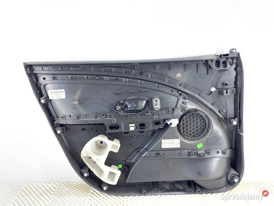 BOCZEK DRZWI PRAWY PRZÓD RENAULT MEGANE III Tapicerki samochodowe