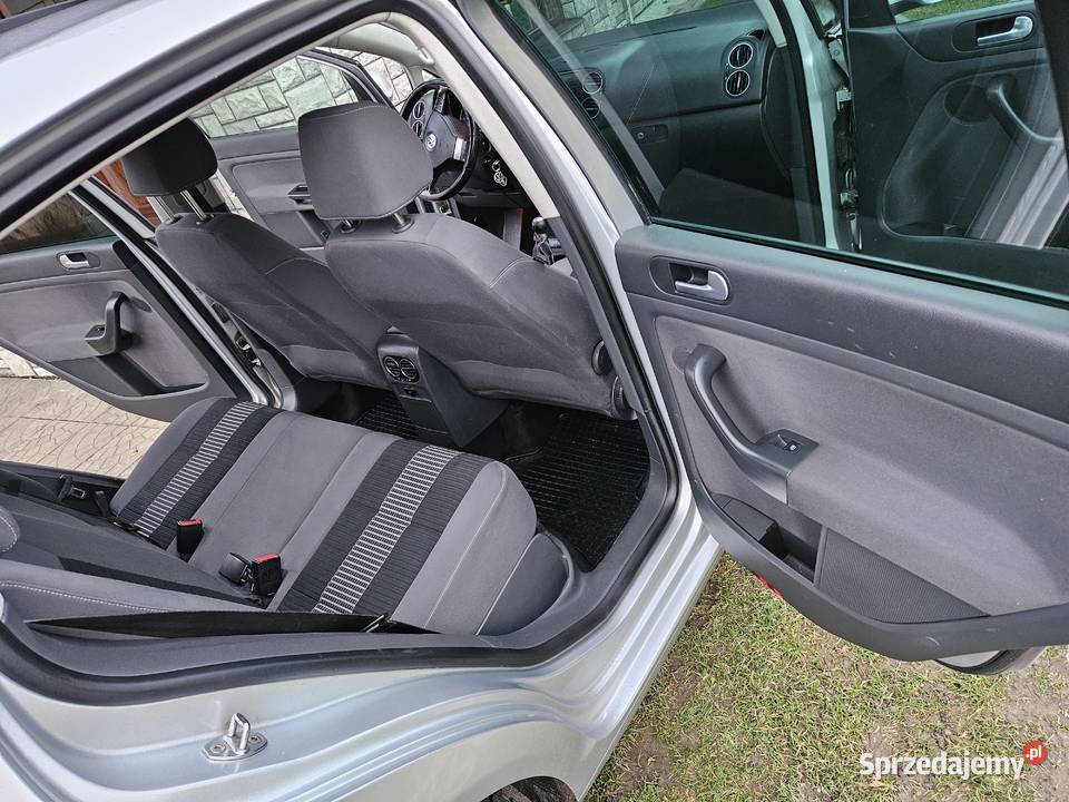 Volkswagen GOLF 5 V Plus 19 TDI 105 2008r Kraśnik