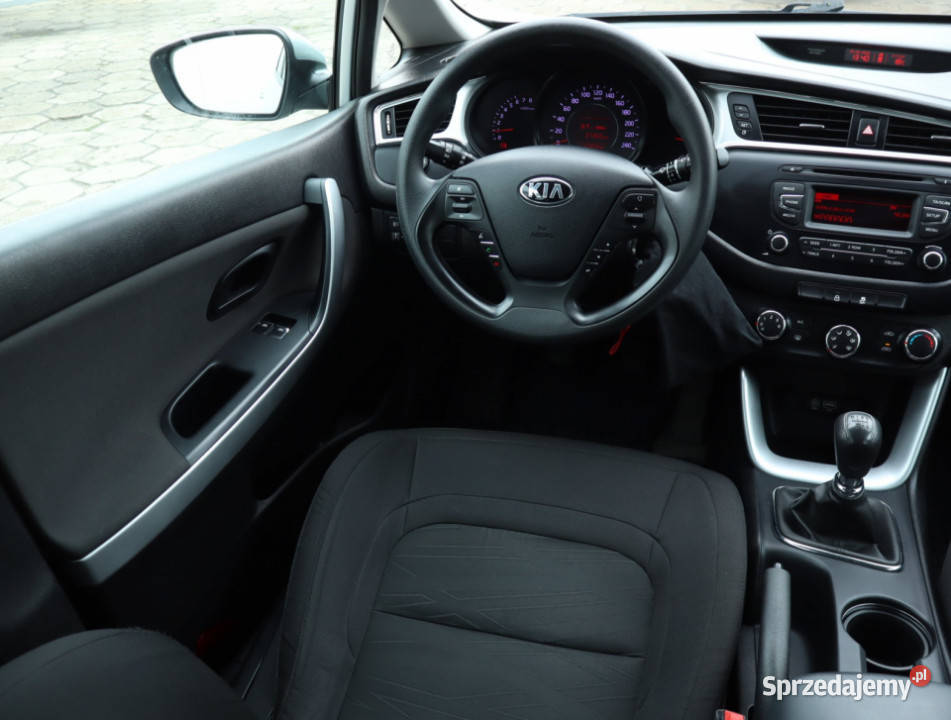 Kia Ceed 16 GDI gniazdo USB sprzedam