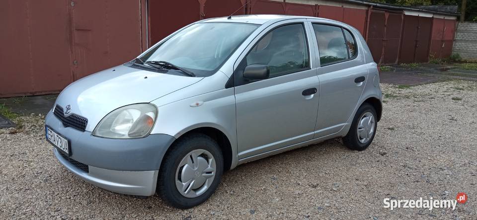 Toyota Yaris 10 benzyna łódzkie Radomsko