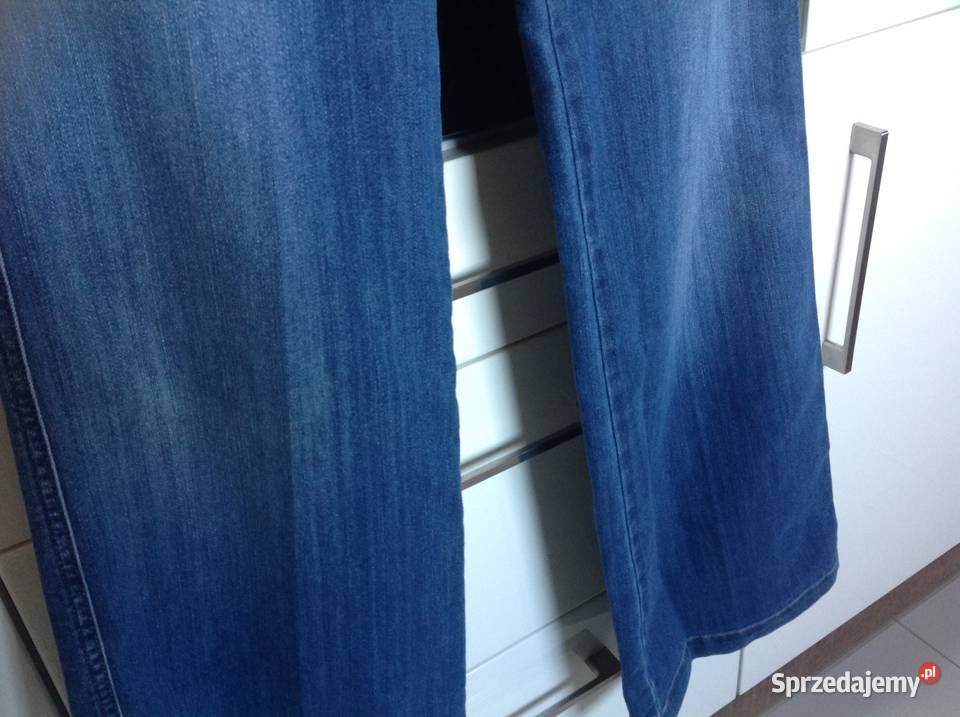 Spodnie Szwedy Jeans Damskie WRANGLER SM NOWE Rozmiar 36(S) Nowa Sól