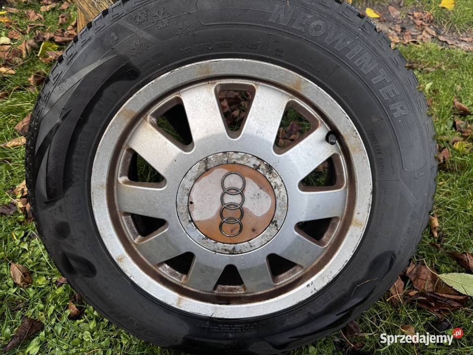 Alufelgi audi A4b5 r15 rozstaw 5x112 dwu letnie Knurów sprzedam