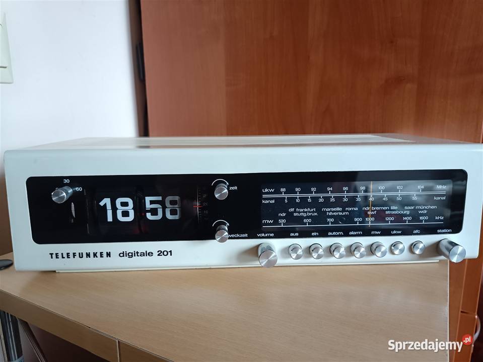 Radiobudzik klapkowy Telefunken Digitale 201 Tarnobrzeg