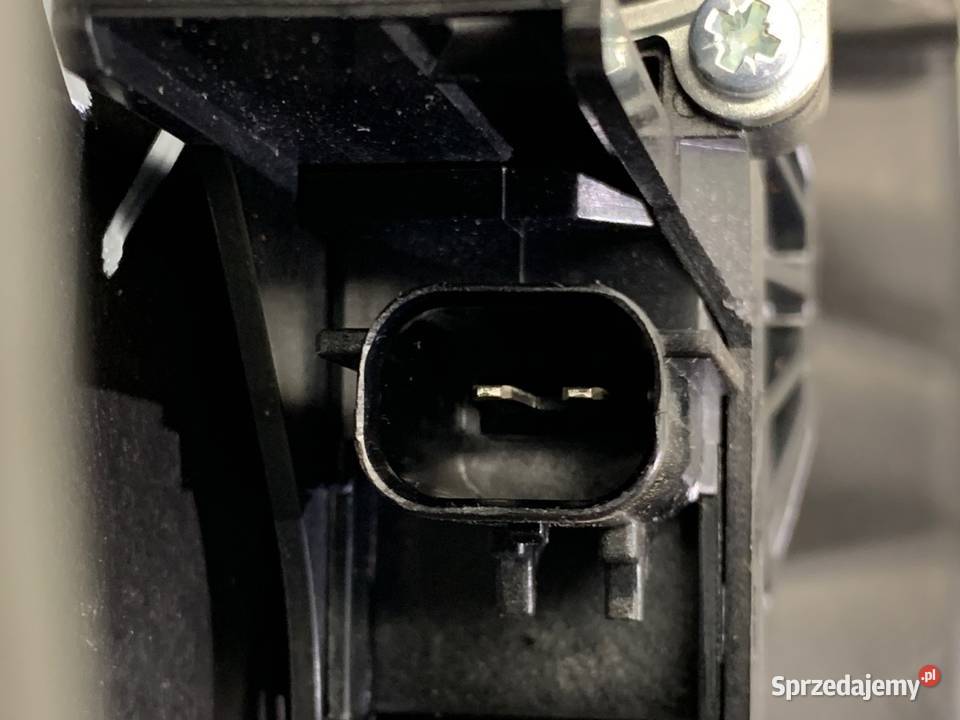 PODNOŚNIK SZYBY LEWY TYŁ JEEP CHEROKEE KL osobowe sprzedam