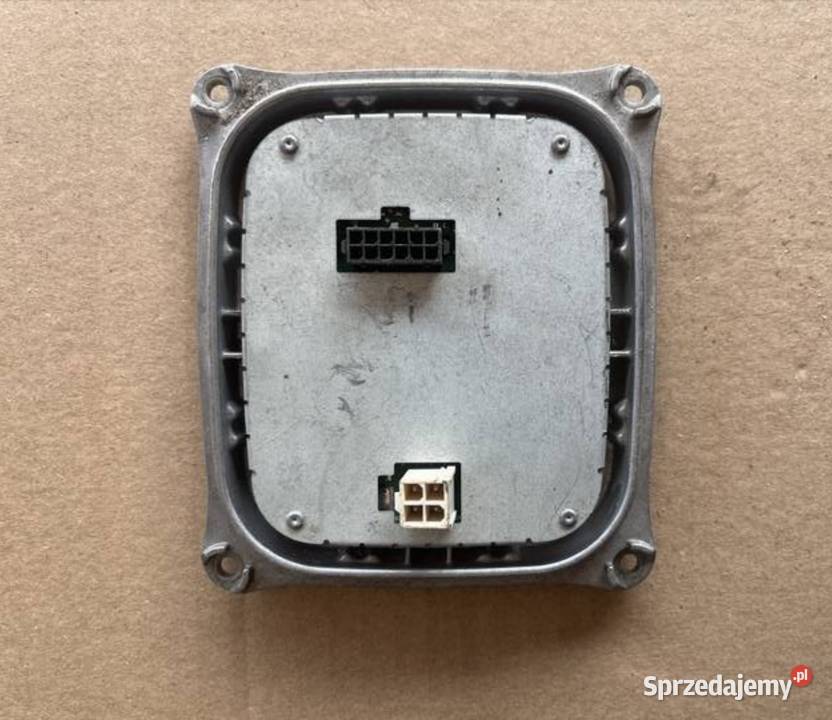 PEUGEOT 308 T9 PRZETWORNICA LED 130732940400 osobowe Międzychód