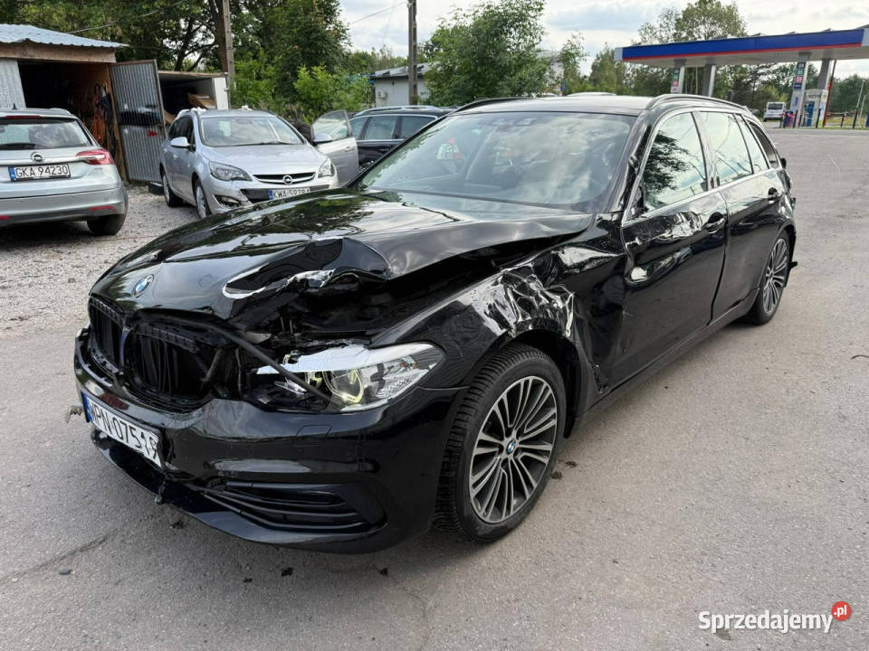 BMW 518 G30 2017 uszkodzony Karczew sprzedam