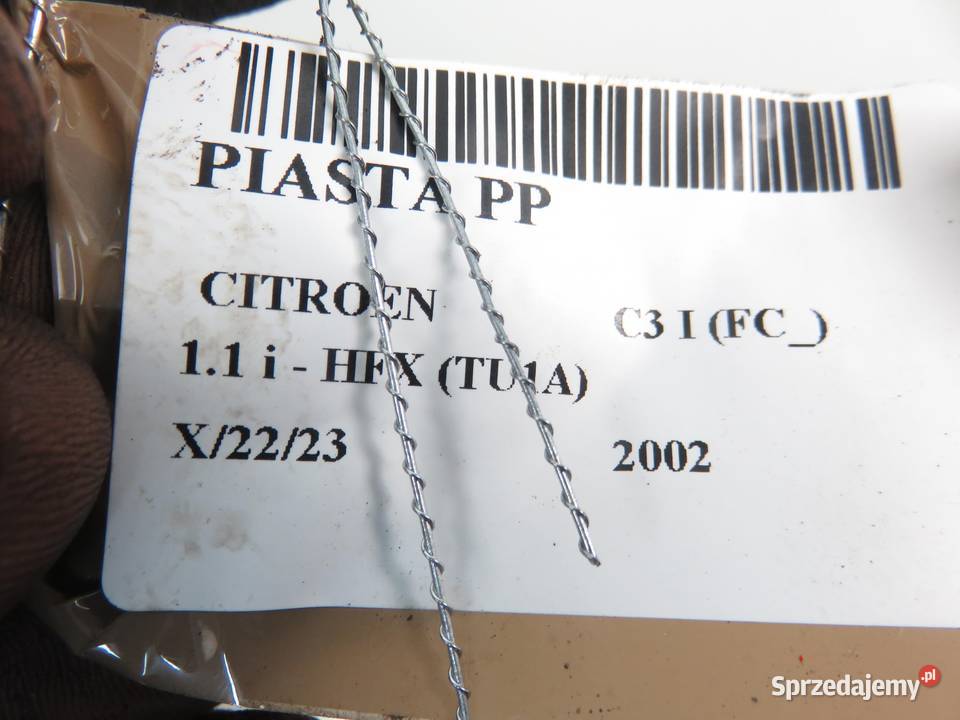 ZWROTNICA PIASTA PRZEDNIA PRAWA CITROEN C3 I 11 Piasty i łożyska kół