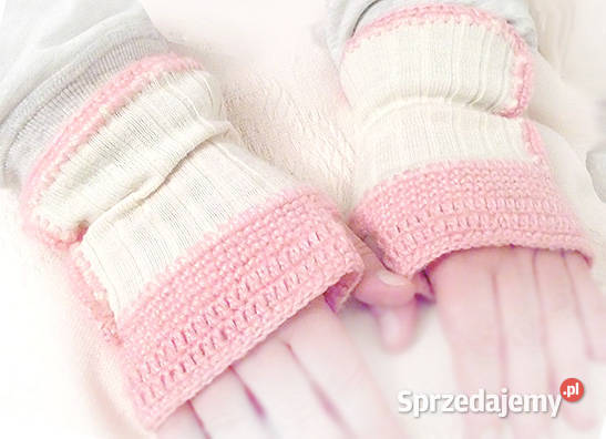 pastelowe mitenki kremowo różowe mitenkiecru Opole