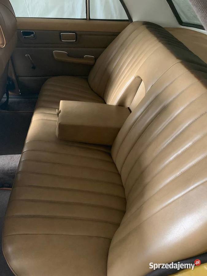 Mercedes W115 20D 2000cm3