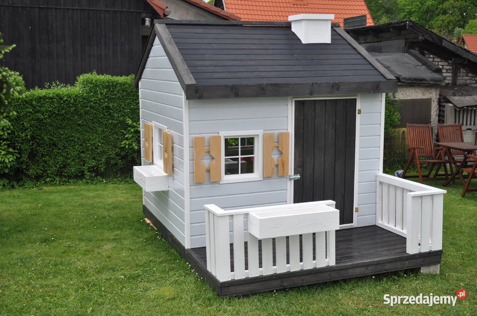 Oryginalny ładny solidny domek ogrodowy dzieci z Brzuśnik