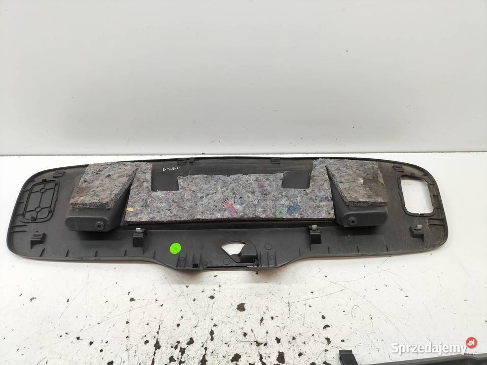 OSŁONA PROGU BAGAŻNIKA PASA TYŁ TAPICERKA KLAPY