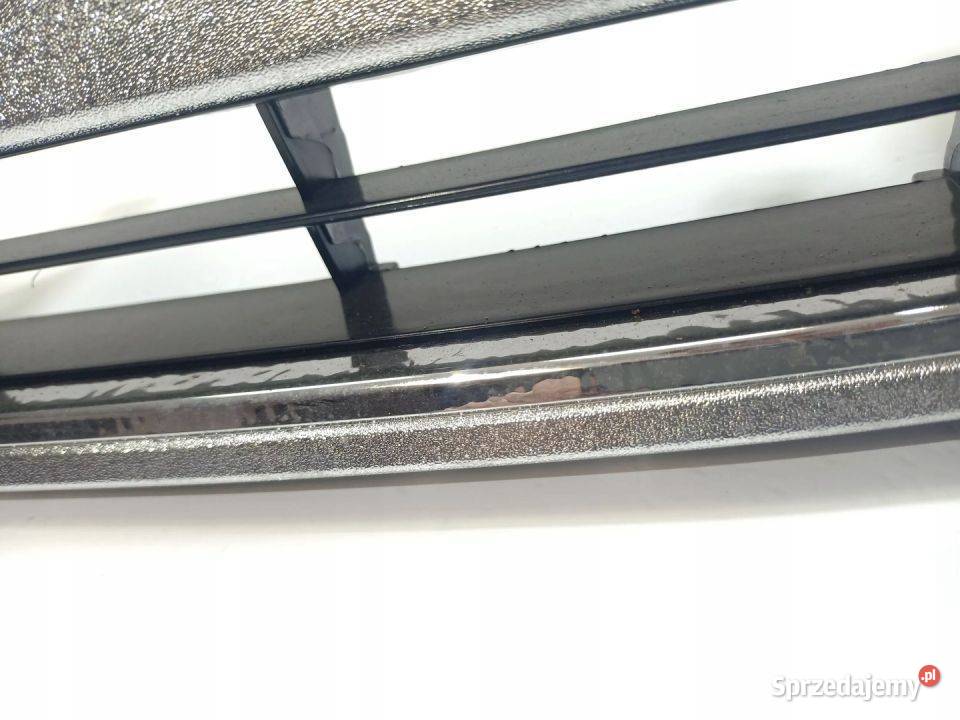 Toyota Hilux N120 VIII 15 ATRAPA GRILL WADA osobowe Skarżysko-Kamienna
