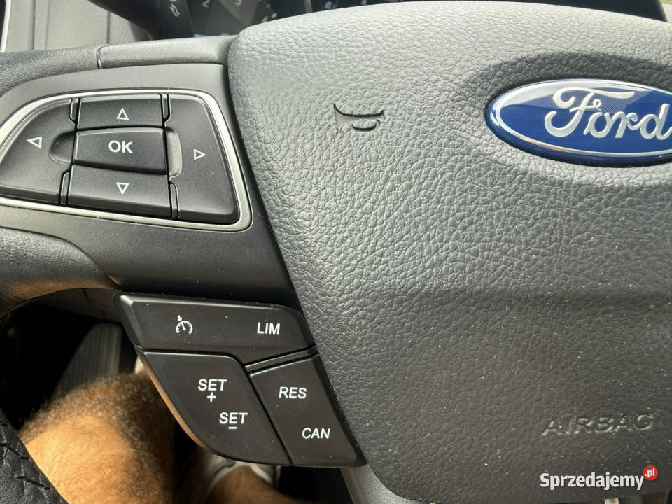 Ford Focus zadbany oryginalny przebieg 100 lakier metallic Poznań sprzedam