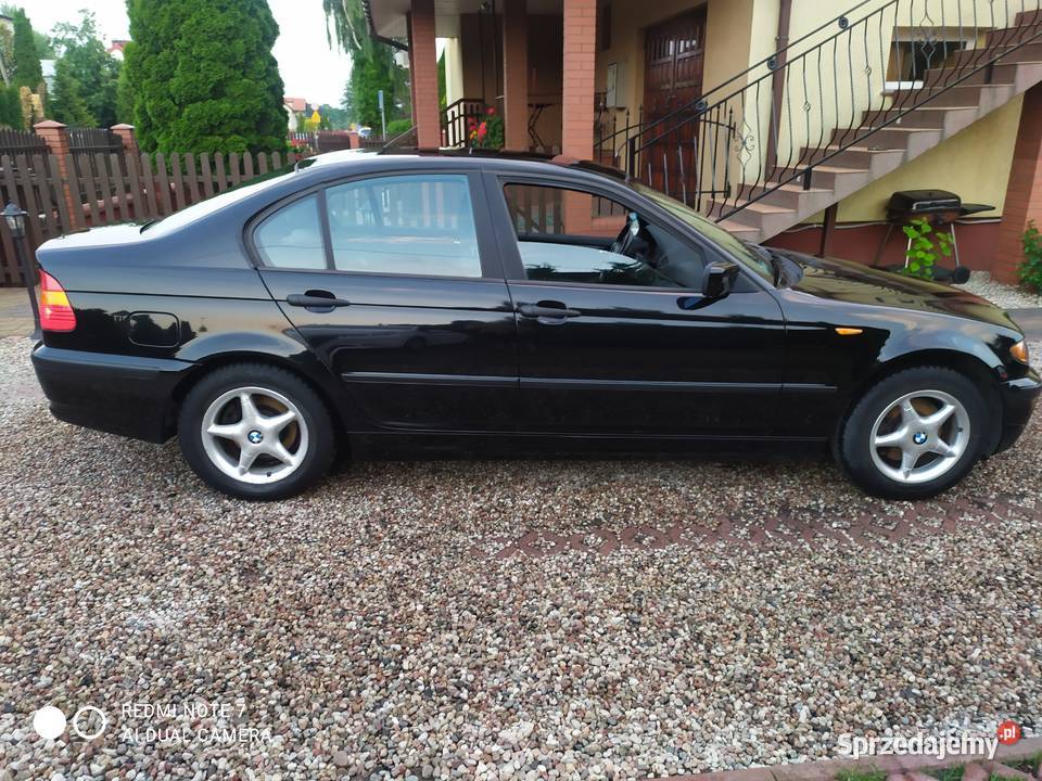 BMW e46 18 Benzyna Czarny Sedan 2003r Zadbana Rok produkcji 2003 Toruń sprzedam