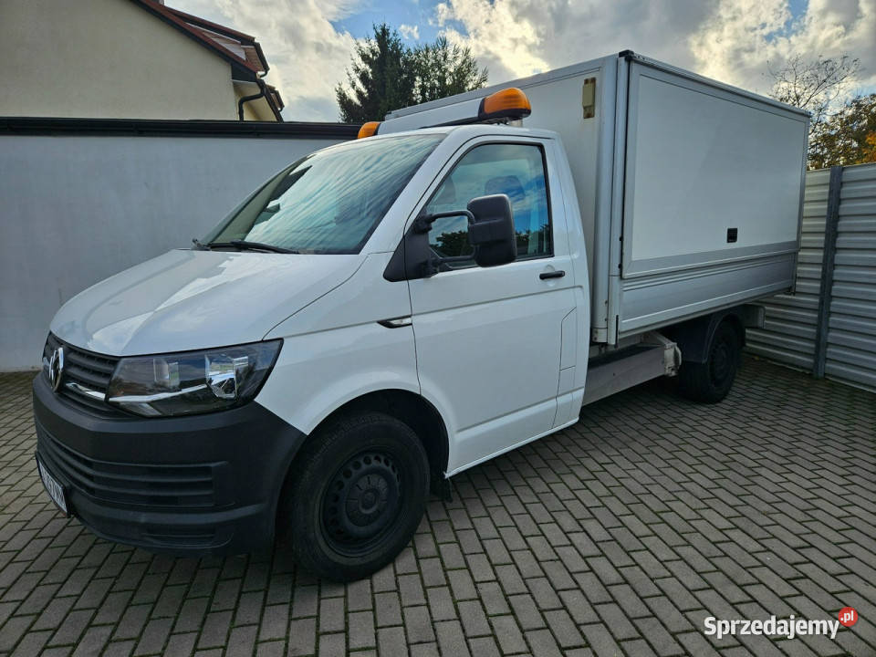 Volkswagen Transporter T6 20 TDI 102 bewypadek podgrzewane fotele