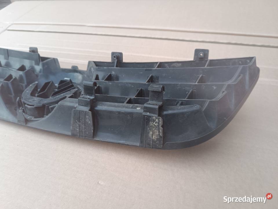 VW volkswagen Polo 9N fl Lift 0709 atrapa grill Częstochowa