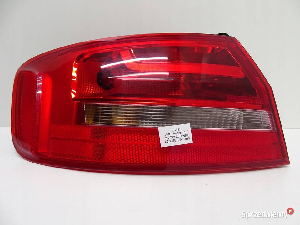 LAMPA LEWY TYŁ LEWA TYLNA W KLAPĘ 8K5945095AA osobowe