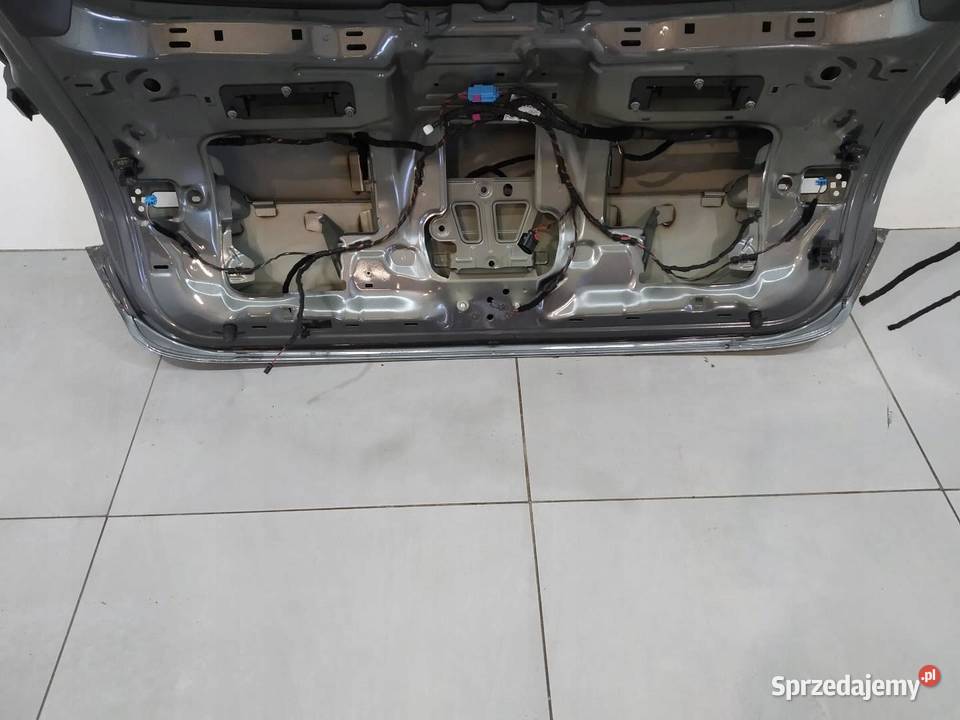 KLAPA TYŁ SZYBA SEDAN HB 24R Skoda Superb IV