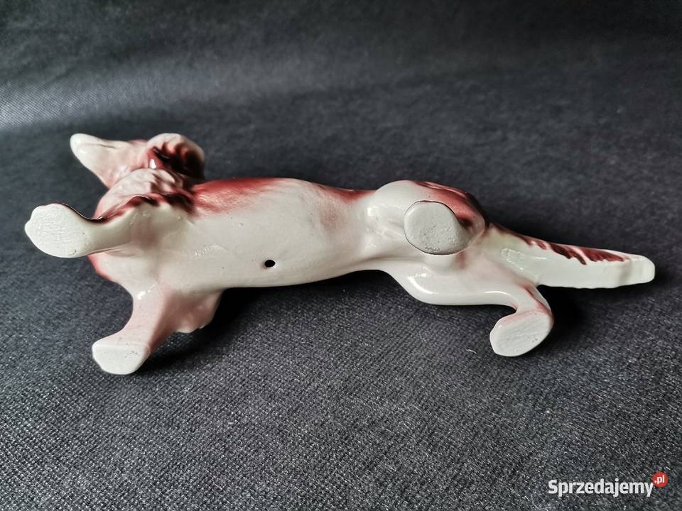 Stara figurka porcelanowa Pies porcelana Jan śląskie Katowice