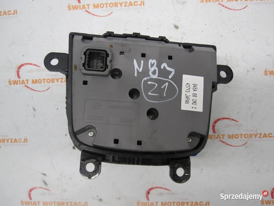 MAZDA 3 III 14r panel sterowania radia B45A660C osobowe Kielce